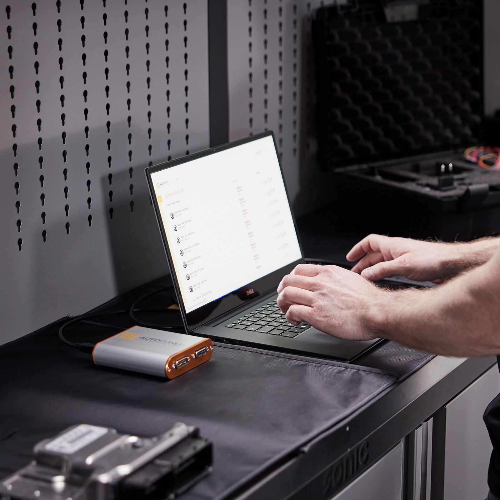 Original AutoTuner Tool Slave Version ECU/TCU Programming Tool Support OBD Bench Boot No Subscription Automatic Checksum Correction